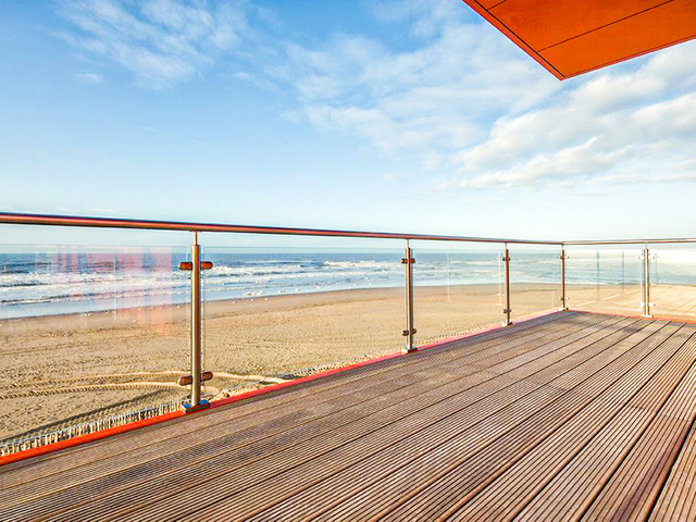 Corrimão de terraço externo